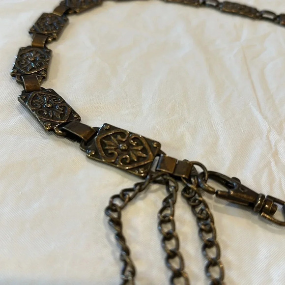 Vintage Chain belt in bronze with rectangle design detail clasp adjustable - Picture 3 of 5